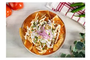 Chilaquiles con Sirloin