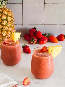 Jugo Fresa, Naranja y Piña