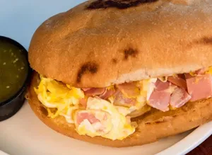 Torta de Huevo con Jamón
