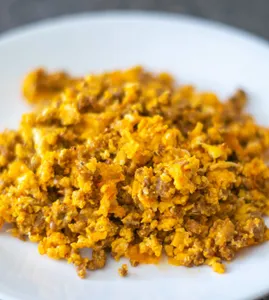 Huevos con Longaniza Ahumada