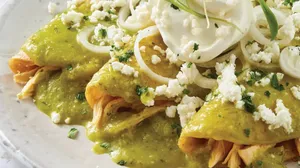 Enchiladas de Pollo (4 Piezas)