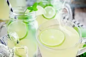 Agua de Limón