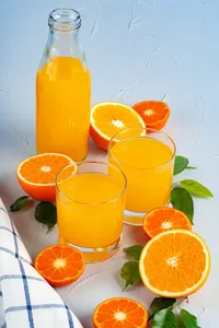 Jarra de Agua de Naranja