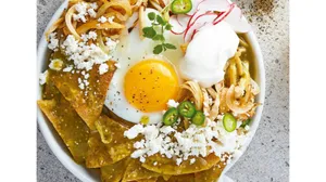Chilaquiles con Huevo
