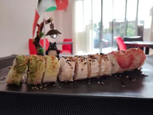 Sushi Bandera Vegano