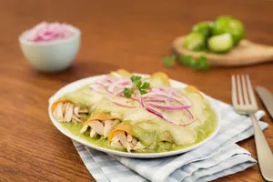 Enchiladas suizas verdes con pollo