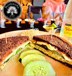 Sandwich Moctezuma