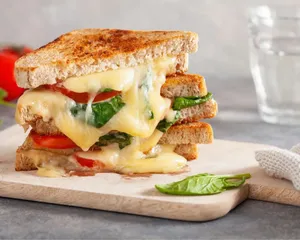 Sándwich Milanesa con Quesillo