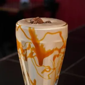 Malteada de Cajeta - Mazapán base de helado