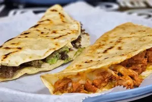 Quesadilla Papa con Longaniza