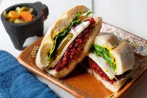 Torta Choriqueso