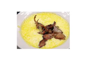 Queso Fundido con Carne Árabe