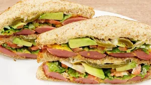 Sándwich Salchicha