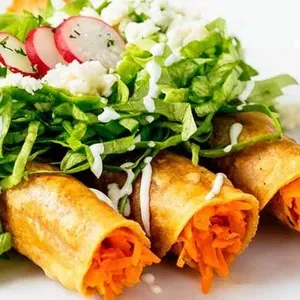 Tacos Dorados de Queso (4 piezas)  + Postre GRATIS