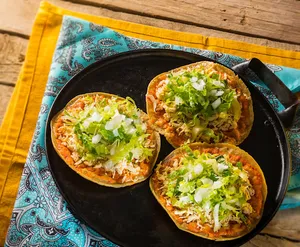 Chalupas (3 piezas)