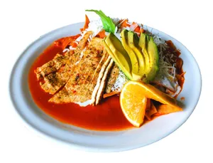 Chilaquiles con Pollo al Grill