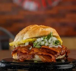 Cema de pastor con queso